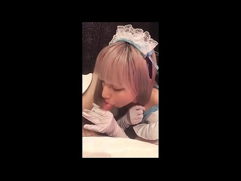 ❤️ Ídolo japonês [mayuka], roupa de empregada francesa, parte 1, broche e masturbação com loção ️ Porno russo em nós ❌️❤
